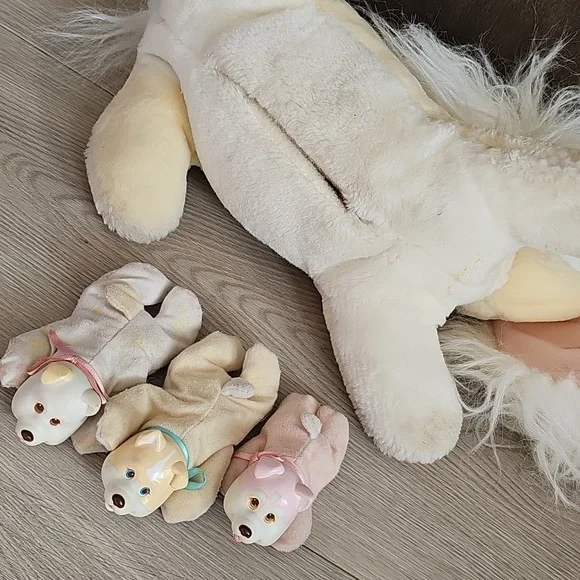 Vintage 90s Puppy Surprise Mom & 3 Babies *Different Breeds - Picture 5 of 11